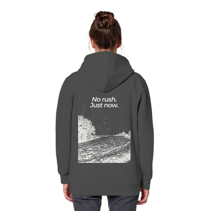 Grüne Wiese - No rush. Just now. - Unisex Bio Basic Hoodie
