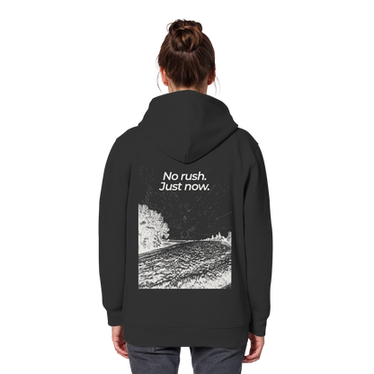 Grüne Wiese - No rush. Just now. - Unisex Bio Basic Hoodie