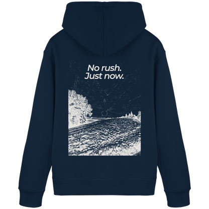 Grüne Wiese - No rush. Just now. - Unisex Bio Basic Hoodie