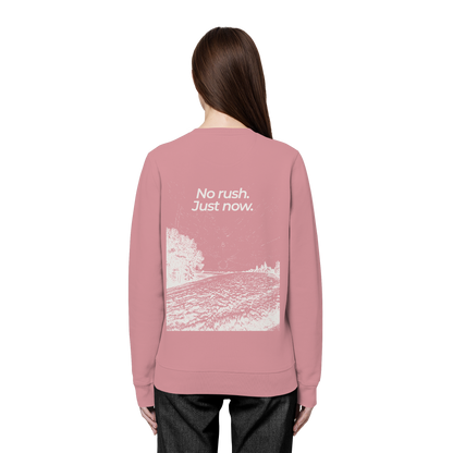 Grüne Wiese - No rush. Just now. - Unisex Bio Basic Sweatshirt