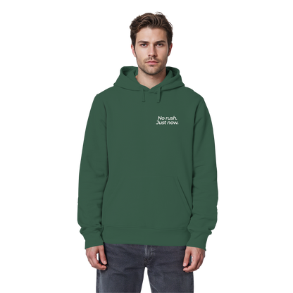 Grüne Wiese - No rush. Just now. - Unisex Bio Basic Hoodie