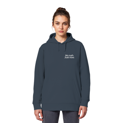 Grüne Wiese - No rush. Just now. - Unisex Bio Basic Hoodie
