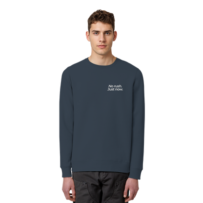 Grüne Wiese - No rush. Just now. - Unisex Bio Basic Sweatshirt